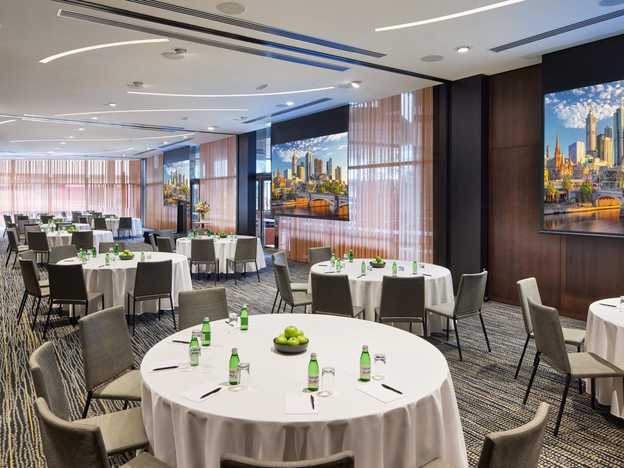 Pan Pacific Melbourne — Photos 2